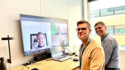 Øyvind Skjervold og Atle Ruud i Enova er først ute av alle med på ta i bruk den nye ID-porten. Her deltar de i et webinar sammen med Digitaliseringsdirektoratet.