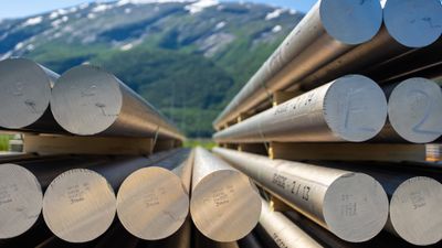 Gjennom en tilleggsavtale med Klima- og miljødepartementet styrkes Enovas innsatsområder redusert punktutslipp, energieffektivisering og utslippsreduksjoner innen tungtransport med nesten 2,8 milliarder kroner i 2024.